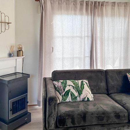 Lovely Home In Tzummarum With Wifi Extérieur photo